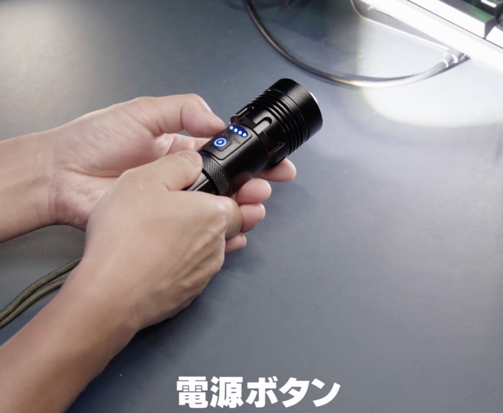 XHP160の電源ボタンと4つの残量インジケーター